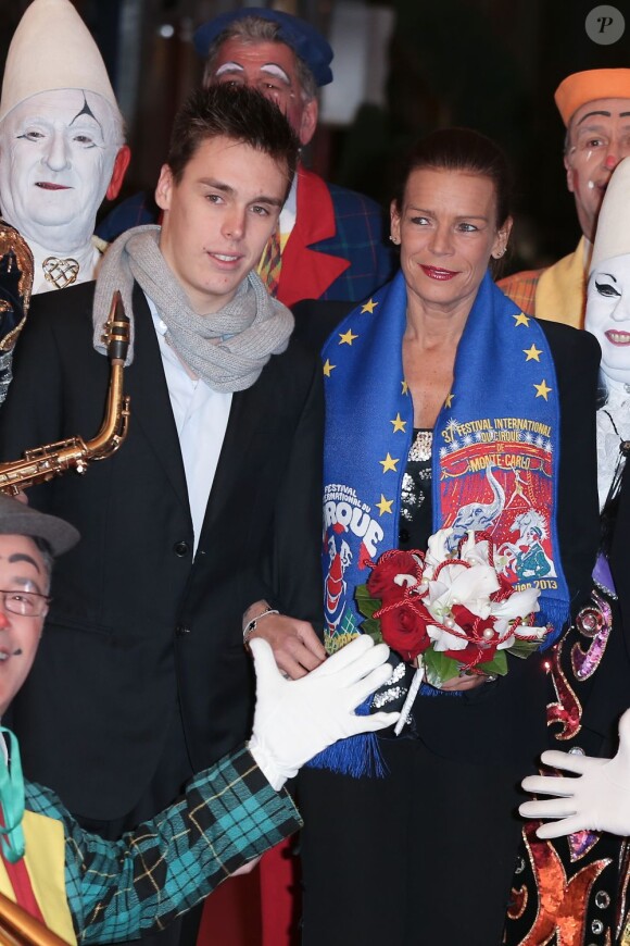 Louis Ducruet et sa mère la princesse Stéphanie de Monaco lors du Festival international du Cirque de Monte-Carlo le 18 janvier 2013