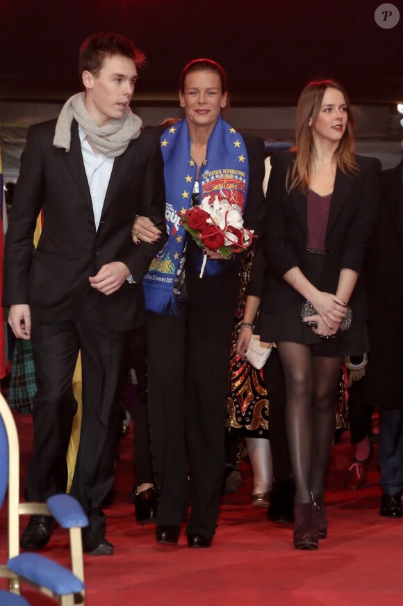 Louis Ducruet, Stéphanie de Monaco et Pauline Ducruet lors du Festival international du Cirque de Monte-Carlo le 18 janvier 2013