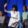 La première dame Michelle Obama et ses filles Sasha et Malia lors du Kids Inaugural Concert à Washington le 19 janvier 2013