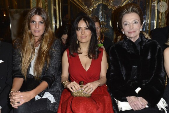 Bianca Brandolini d'Adda, Salma Hayek et Lee Radziwill assistent au défilé haute couture printemps-été 2013 de Giambattista Valli à l'ambassade d'Italie. Le 21 janvier 2013.