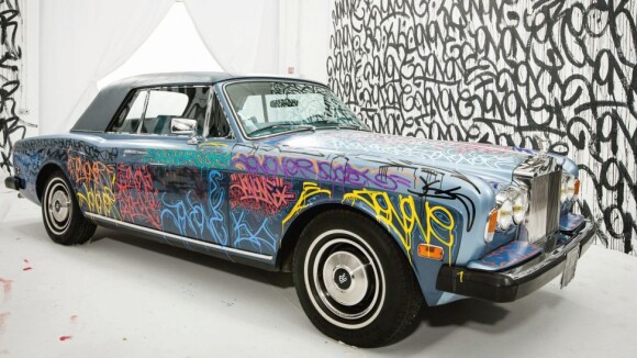 Eric Cantona : Sa Rolls-Royce vendue 125 000 euros pour la fondation Abbé Pierre