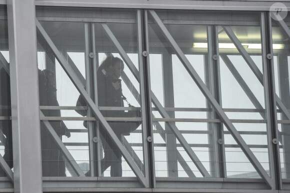 L'arrivée de Florence Cassez sur le sol français à Roissy, le 24 janvier 2013. Elle a été accueillie par Laurent Fabius, ses proches et son avocat Franck Berton.