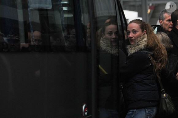 L'arrivée de Florence Cassez sur le sol français à Roissy, le 24 janvier 2013. Elle a été accueillie par Laurent Fabius, ses proches et son avocat Franck Berton.