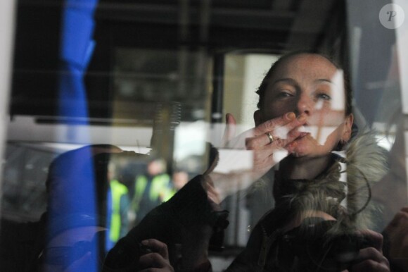 L'arrivée de Florence Cassez sur le sol français à Roissy, le 24 janvier 2013. Elle a été accueillie par Laurent Fabius, ses proches et son avocat Franck Berton.