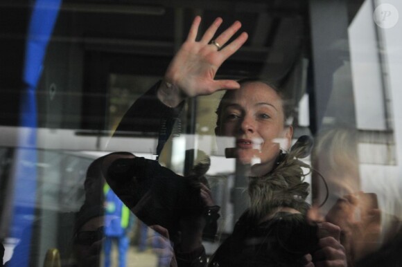L'arrivée de Florence Cassez sur le sol français à Roissy, le 24 janvier 2013. Elle a été accueillie par Laurent Fabius, ses proches et son avocat Franck Berton.