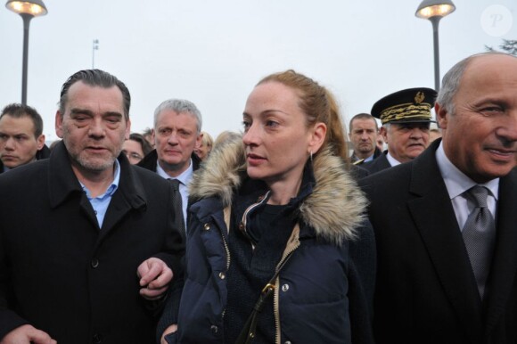 L'arrivée de Florence Cassez sur le sol français à Roissy, le 24 janvier 2013. Elle a été accueillie par Laurent Fabius, ses proches et son avocat Franck Berton.