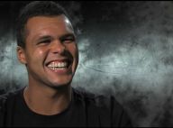 Jo-Wilfried Tsonga : Fou rire incontrôlable après son match face à Roger Federer