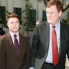 L'acteur américain Lane Garrison arrive avec son avocat à la cour de justice de Los Angeles, le 8 mars 2007.
