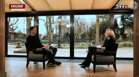 Zlatan Ibrahimovic et Claire Chazal au JT de 20h sur TF1 le 27 janvier 2013.