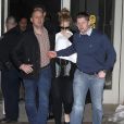  La chanteuse Adele et son fils arrivent à Los Angeles, le 10 janvier 2013. 