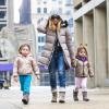 Sarah Jessica Parker va chercher ses filles Tabitha et Marion à l'école à New York, le 28 janvier 2013.