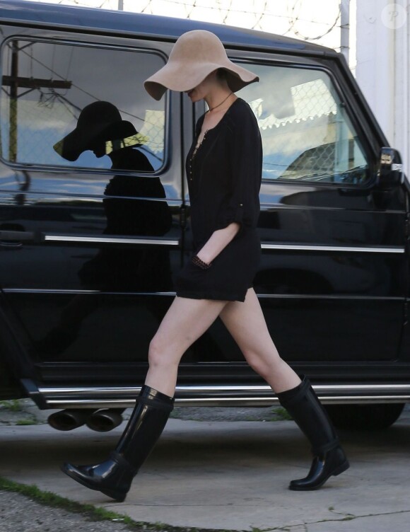Anne Hathaway dans les rues de Los Angeles, le 28 janvier 2013.
