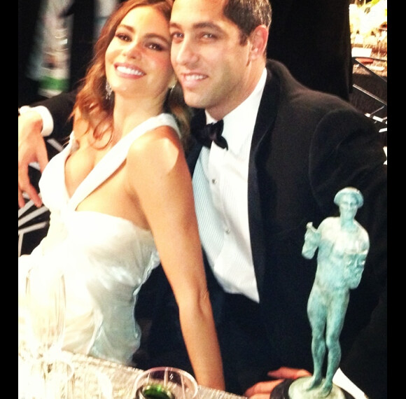 Sofia Vergara et son fiancé Nick Loeb. L'actrice a posté sur le réseau social Who Say des photos de la soirée des SAG Awards, le 27 janvier 2013 à Los Angeles.