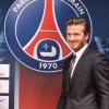 David Beckham, nouveau joueur du PSG lors de sa conférence de presse organisée en compagnie du président Nasser El-Khaleïfi et du directeur sportif Leonardo au Parc des Princes le 31 janvier 2013