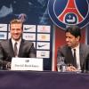 David Beckham tout sourire lors de sa conférence de presse organisée en compagnie du président du PSG Nasser El-Khaleïfi et du directeur sportif Leonardo au Parc des Princes le 31 janvier 2013