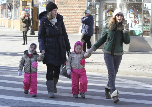 Sarah Jessica Parker dépose ses deux filles Marion et Tabitha à l'école, à New York, le 4 février 2013.