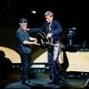 Johnny Hallyday et Ticky Holgado à Paris, le 25 août 2000.