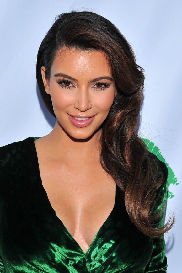 Kim Kardashian lors du Midori Makeover Parlour à la boutique Fred Segal. Santa Monica, le 25 septembre 2012.