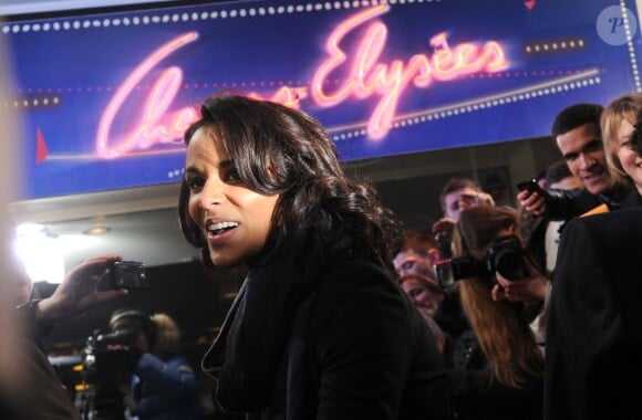 Shy'm arrive à l'enregistrement de l'émission Champs Élysées au studio Gabriel à Paris le 7 février 2013.
