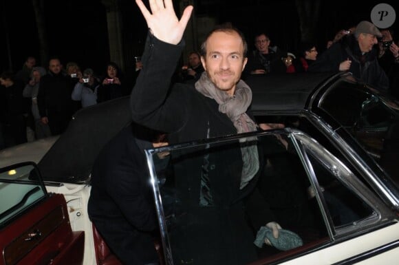 Calogero arrive à l'enregistrement de l'émission Champs Élysées au studio Gabriel à Paris le 7 février 2013.