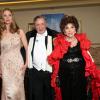 Mira Sorvino, Richard Lugner et Gina Lollobrigida à la 57e édition du Bal de l'Opéra à Vienne, le 7 février 2013.