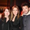 Exclu : Amanda Sthers entourée d'Ariane Séguillon et Patrick Bruel, à Paris, le 31 janvier 2013.