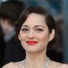 Marion Cotillard, très en beauté lors des BAFTA Awards 2013 à la Royal Opera House. Londres, le 10 février 2013.