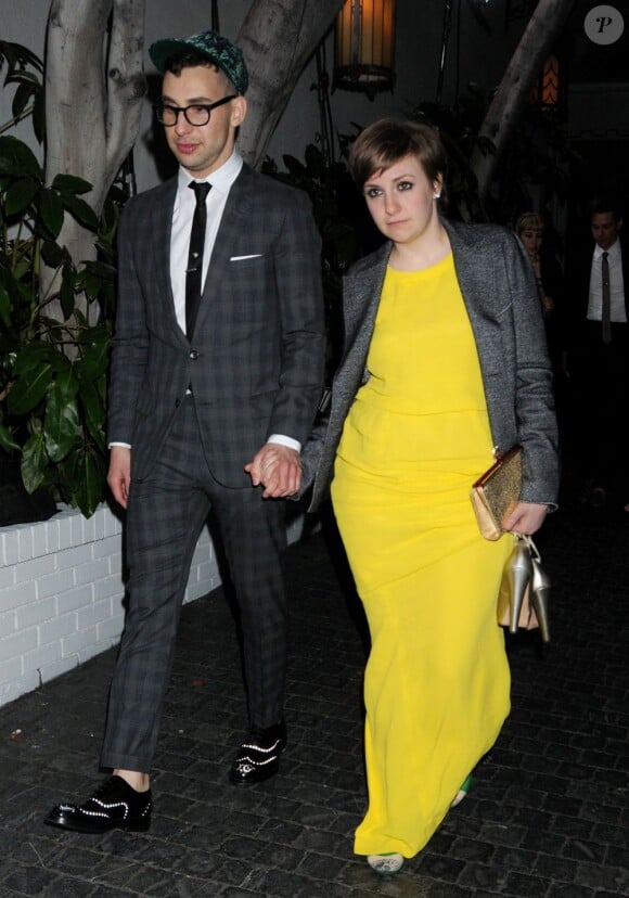 Lena Dunham et son petit ami Jack Antonoff du groupe Fun à l'after party des Grammy Awards, au Château Marmont de Los Angeles, le 10 février 2013.
