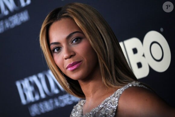 Beyonce lors de la première de son documentaire Life is but a Dream au Ziegfeld Theater de New York, le 12 février 2013.