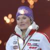Tessa Worley reçoit sa médaille d'or après son triomphe en géant lors des championnats du monde le 14 février 2013 à Schladming en Autriche