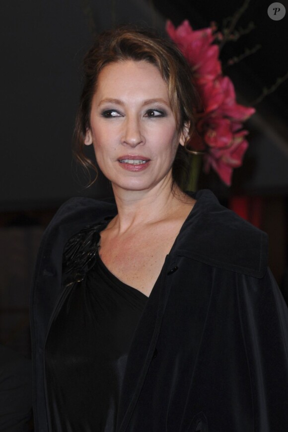 Emmanuelle Bercot réalisatrice comblée à la première du film Elle S'en Va, durant la 63e Berlinale, le 15 février 2013.