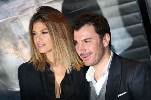 Michael Youn et sa compagne Isabelle Funaro lors de l'avant-première du film La traversée à Paris, le 30 octobre 2012.