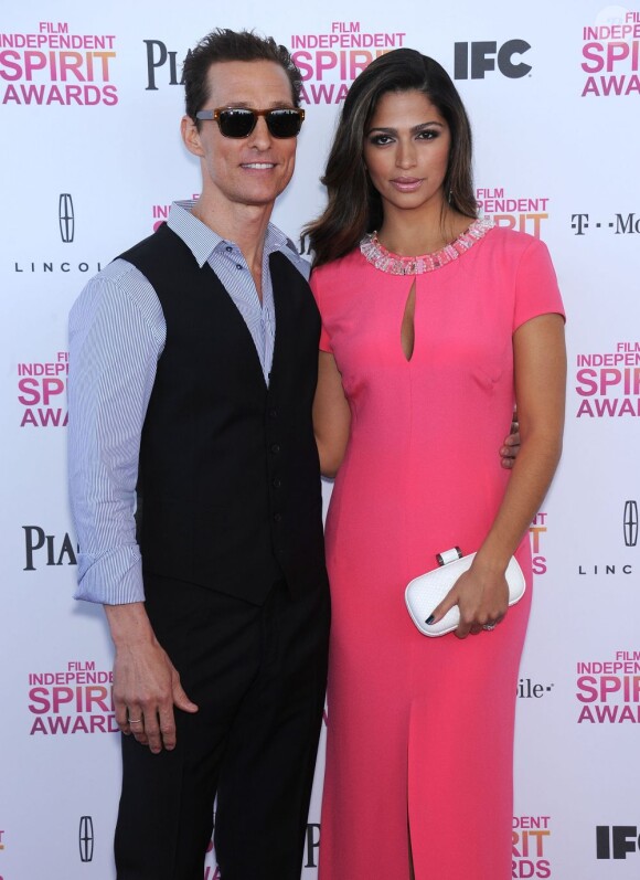 Matthew McConaughey et Camila Alves lors des Spirit Awards, le samedi 23 février 2013 à Santa Monica.
