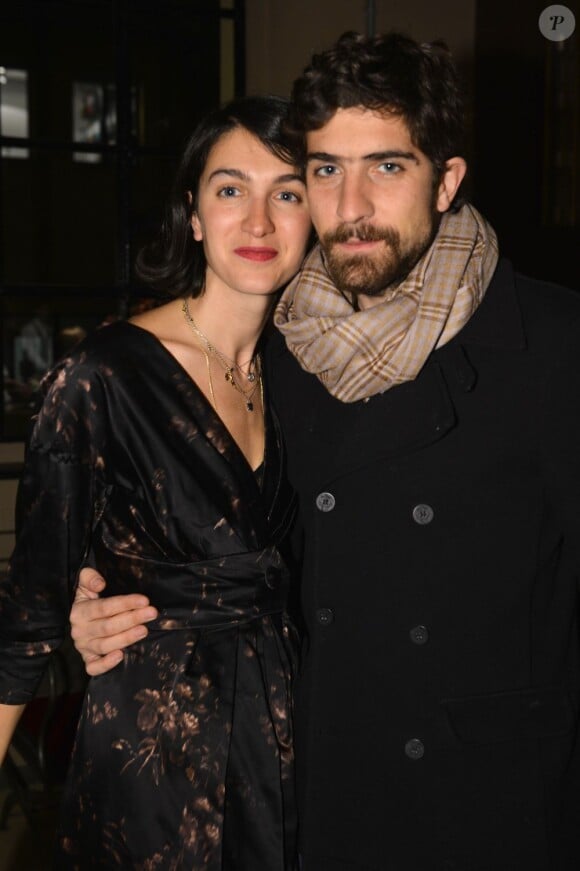Marta Ferri était soutenue par son mari Carlo Borromeo lors du défilé de sa collection à Milan, lors de la Fashion Week, le 25 février 2013.