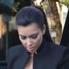 Kim Kardashian, ravissante à son arrivée au restaurant Stanley's pour un dîner en famille. Los Angeles, le 27 février 2013.