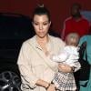 Kourtney Kardashian et sa fille Penelope quittent le restaurant Stanley's. Los Angeles, le 27 février 2013.