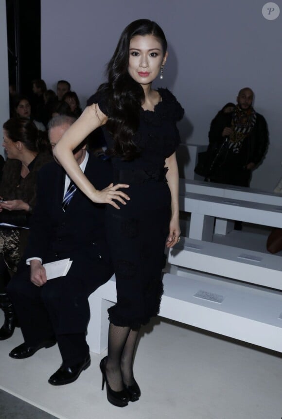 Rebecca Wang au défilé Giambattista Valli, prêt-à-porter automne-hiver 2013-2014. Paris, le 4 mars 2013.