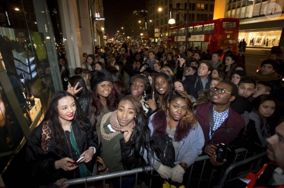 La collection Rihanna for River Island chez River Island à Oxford St à Londres