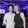 Mélanie Doutey et Alexandra Lamy, amies et complices comme ici lors d'un dîner au Pavillon d'Armenonville à Paris, le 24 janvier 2013, se retrouveront à l'écran dans Jamais pour un soir.