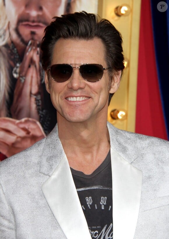 Jim Carrey drôle même étant style à la première du film The Incredible Burt Wonderstone au TCL Chinese Theatre à Hollywood, le 11 mars 2013.