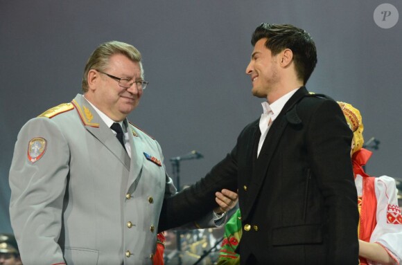 Exclusif - Vincent Niclo en concert, du 8 au 10 mars, avec les choeurs de l'Armée Rouge au Palais des Congrés à Paris, le 8 mars 2013.