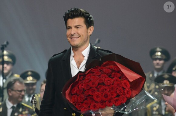 Exclusif - Vincent Niclo en concert, du 8 au 10 mars, avec les choeurs de l'Armée Rouge au Palais des Congrés à Paris, le 8 mars 2013.