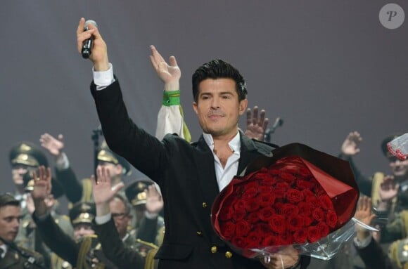 Exclusif - Vincent Niclo en concert, du 8 au 10 mars, avec les choeurs de l'Armée Rouge au Palais des Congrés à Paris, le 8 mars 2013.