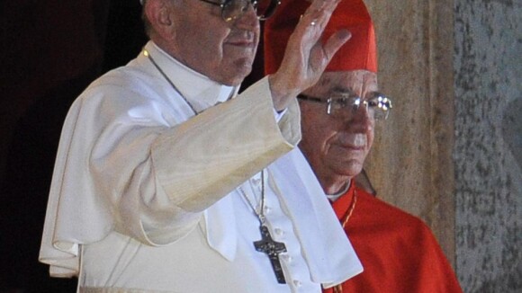 Le pape François : Devenu religieux à cause d'une peine de coeur ?