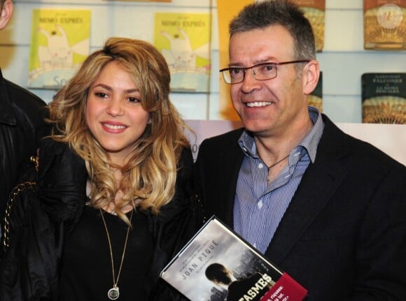 Shakira et Joan Piqué, le père de son compagnon, à Barcelone, le 14 mars 2013.