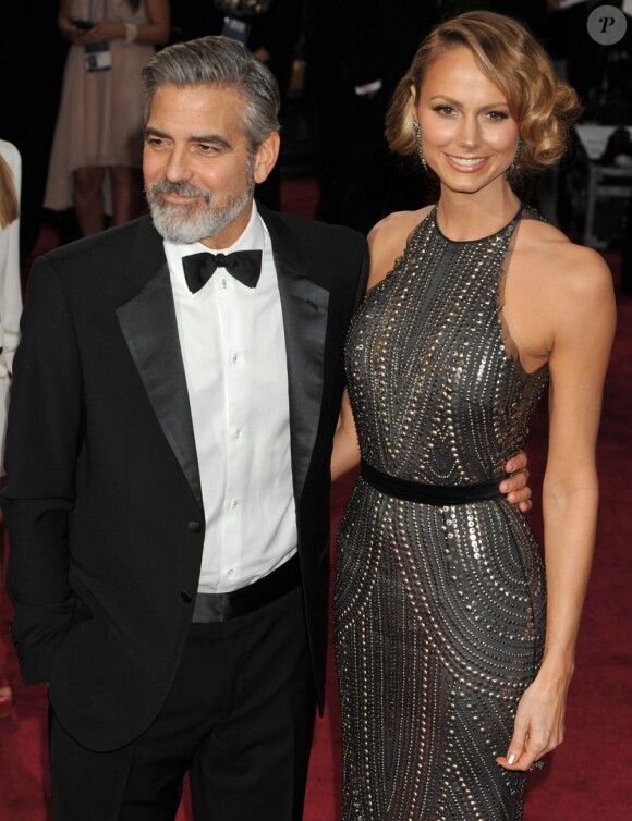 George Clooney et Stacy Keibler lors de la cérémonie des Oscars 2013