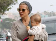 Elsa Pataky et son beau Chris Hemsworth : Sortie shopping avec leur petite India