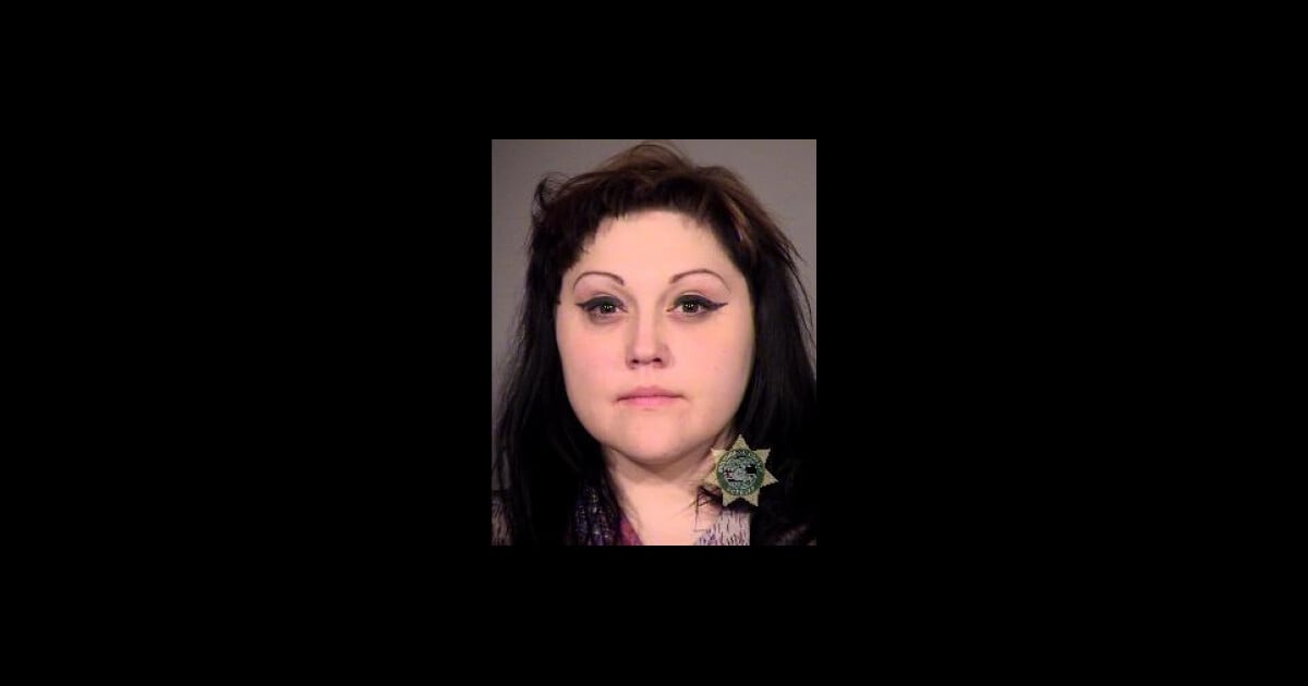 beth-ditto-saoule-la-chanteuse-est-arr-t-e-et-finit-la-nuit-au-poste
