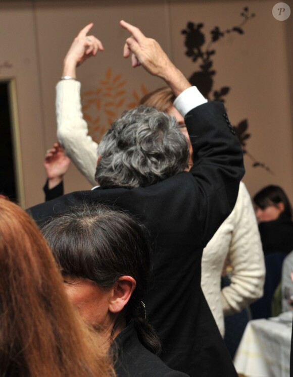 Jean-Louis Borloo et sa femme Béatrice Schönberg font la fête pour l'anniversaire de Chantal Lauby lors du Festival 2 cinéma de Valenciennes, le 23 mars 2013.