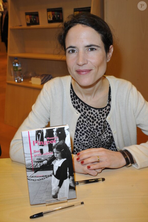 Mazarine Pingeot au 33e Salon du Livre de Paris, le 24 mars 2013.
